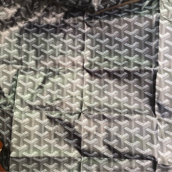 Light weight polyester Diaper / shopping / tote bag  . Price for one - Picture 5 of 5